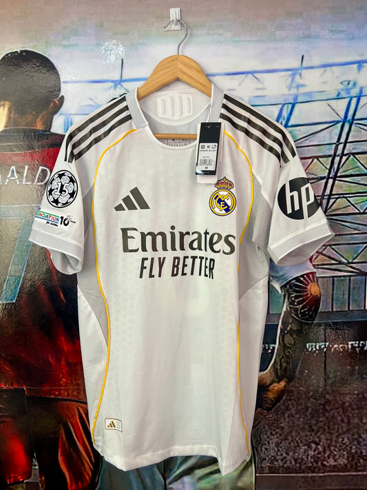 Real Madrid local +parches sin dorsal + dorsal