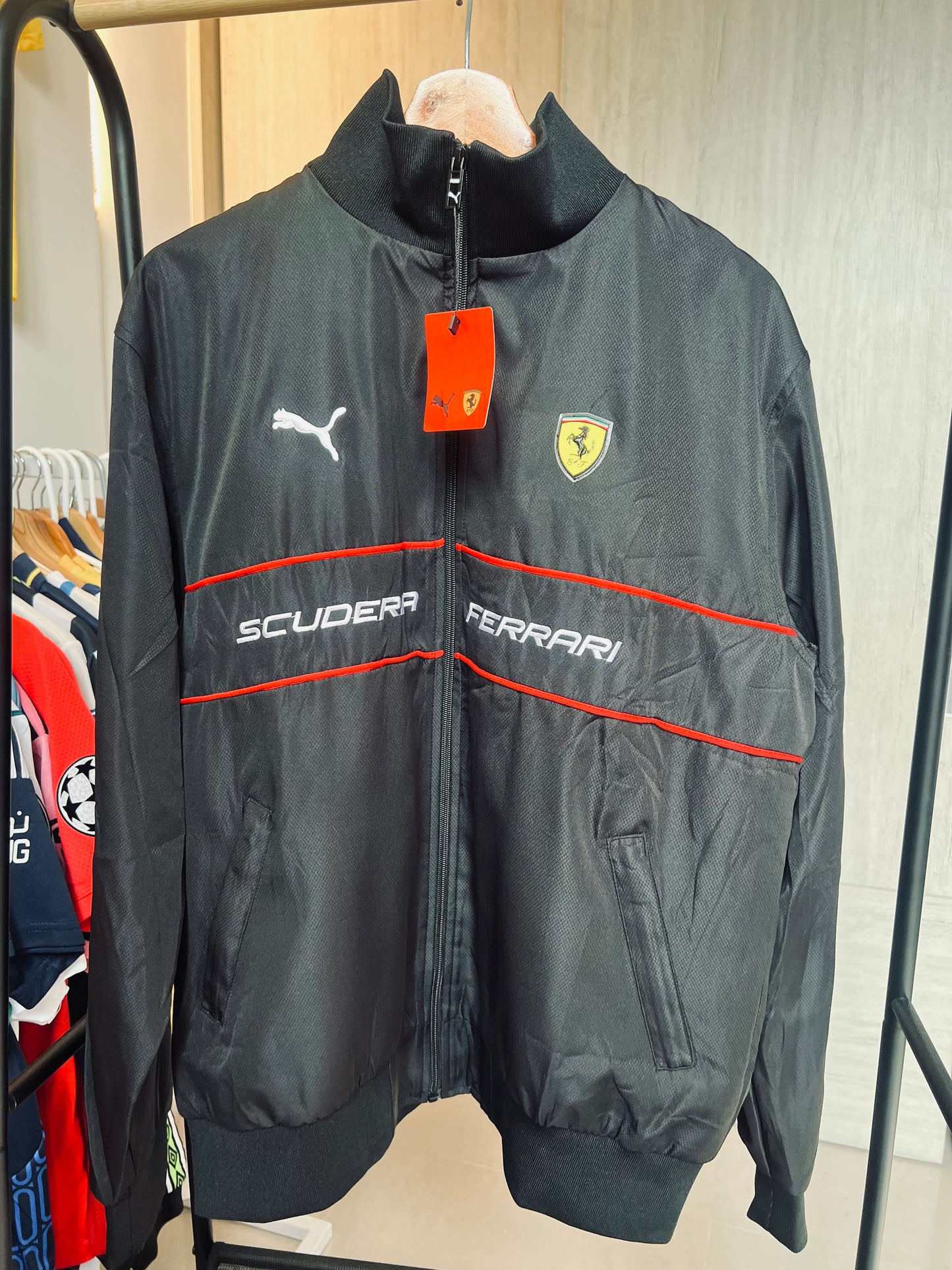 Chaqueta Ferrari