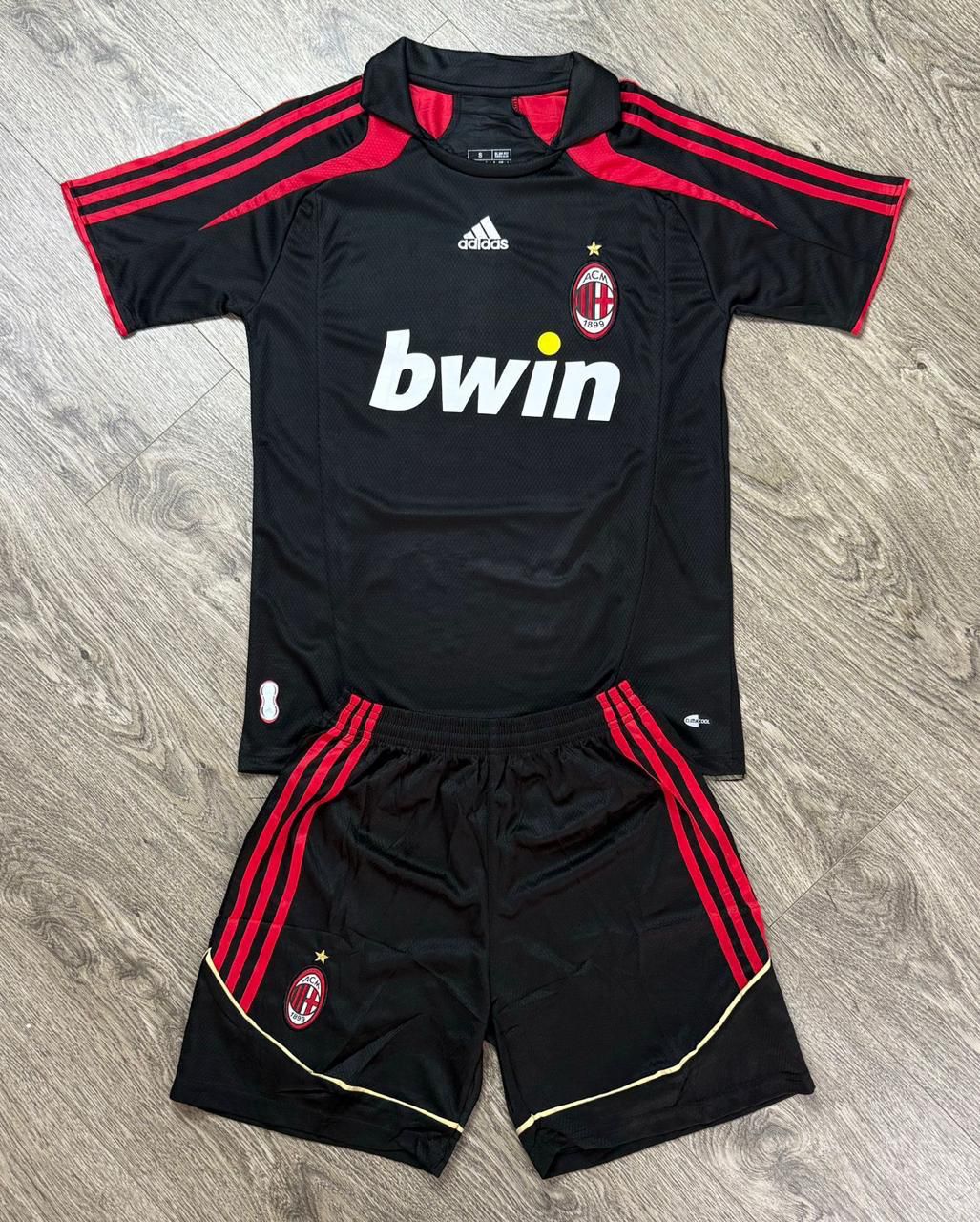 Uniforme Retro A.C Milan