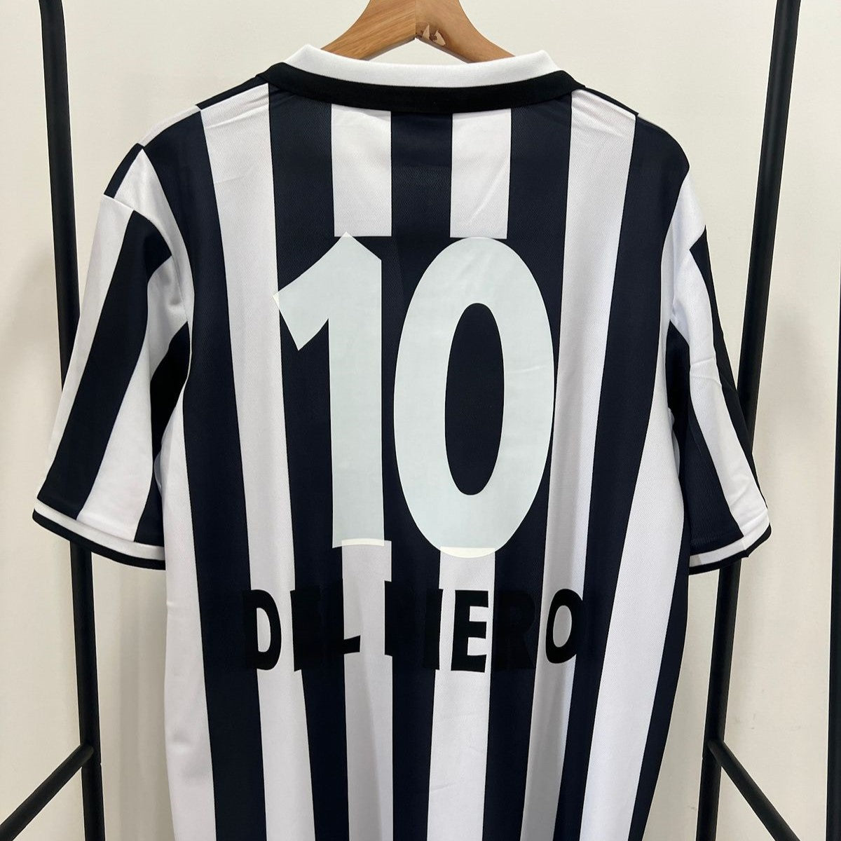 Juventus Local Retro 94/95 / Dorsal Del Piero