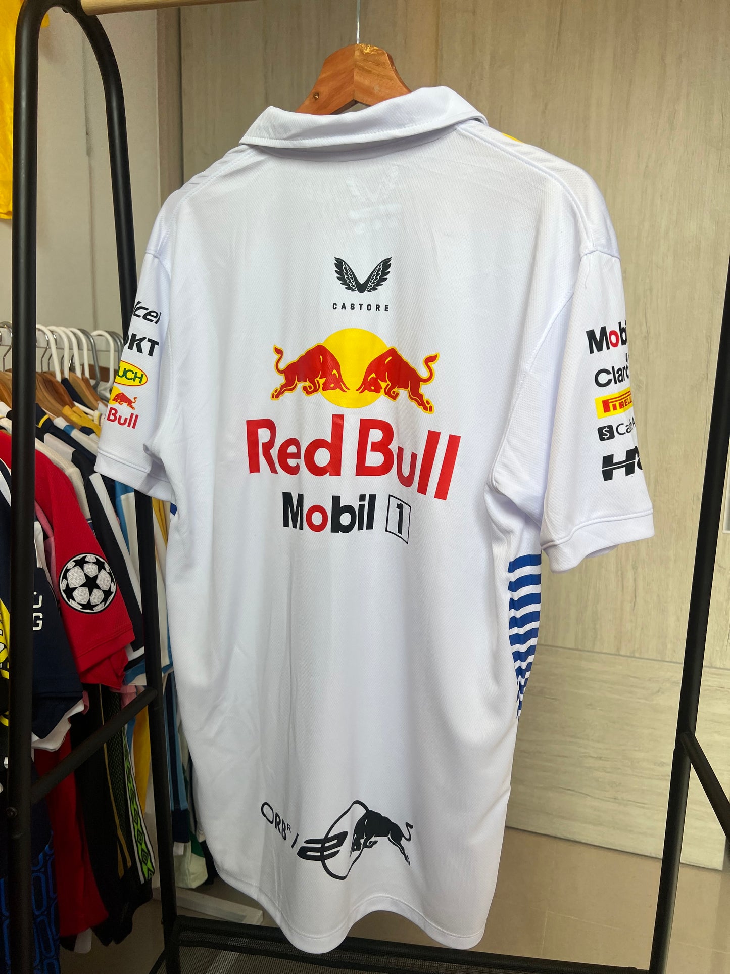 Polo Red Bull blanco