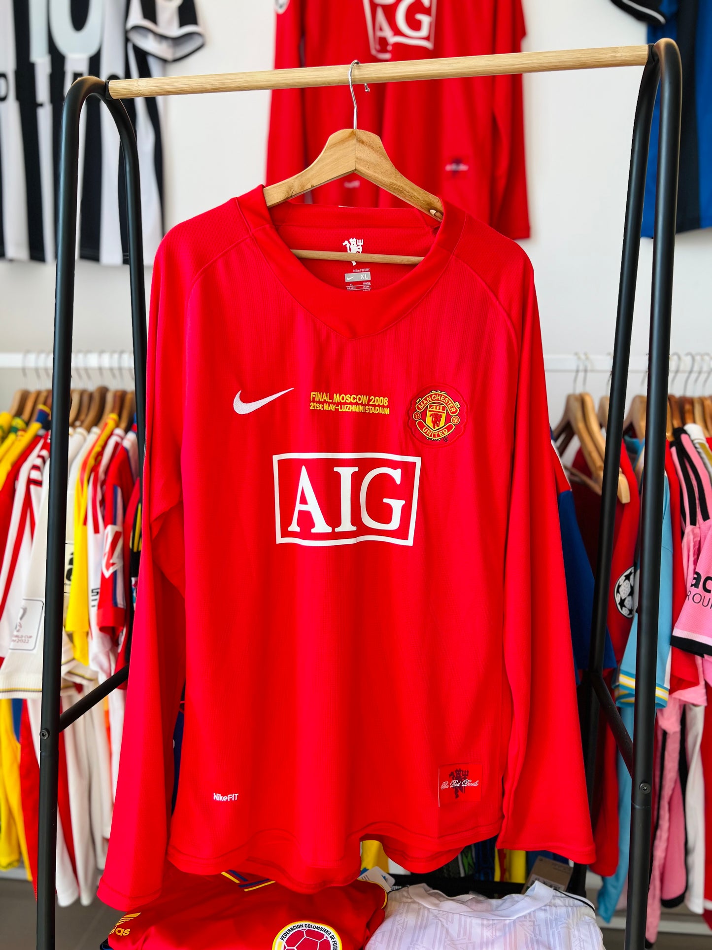 Manchester United Retro Manga Larga 07/08 / Dorsal CR7