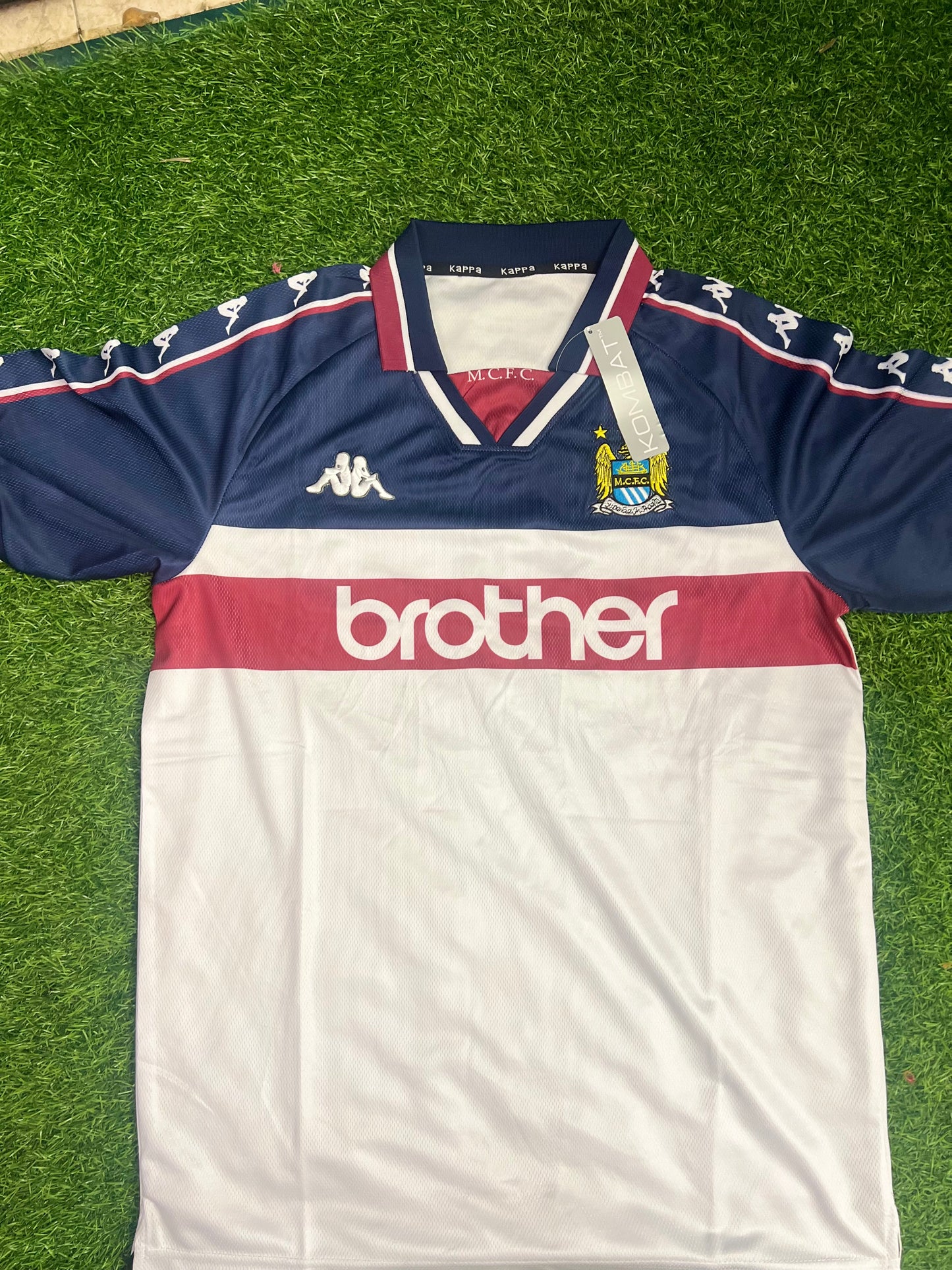 Camiseta Manchester City retro
