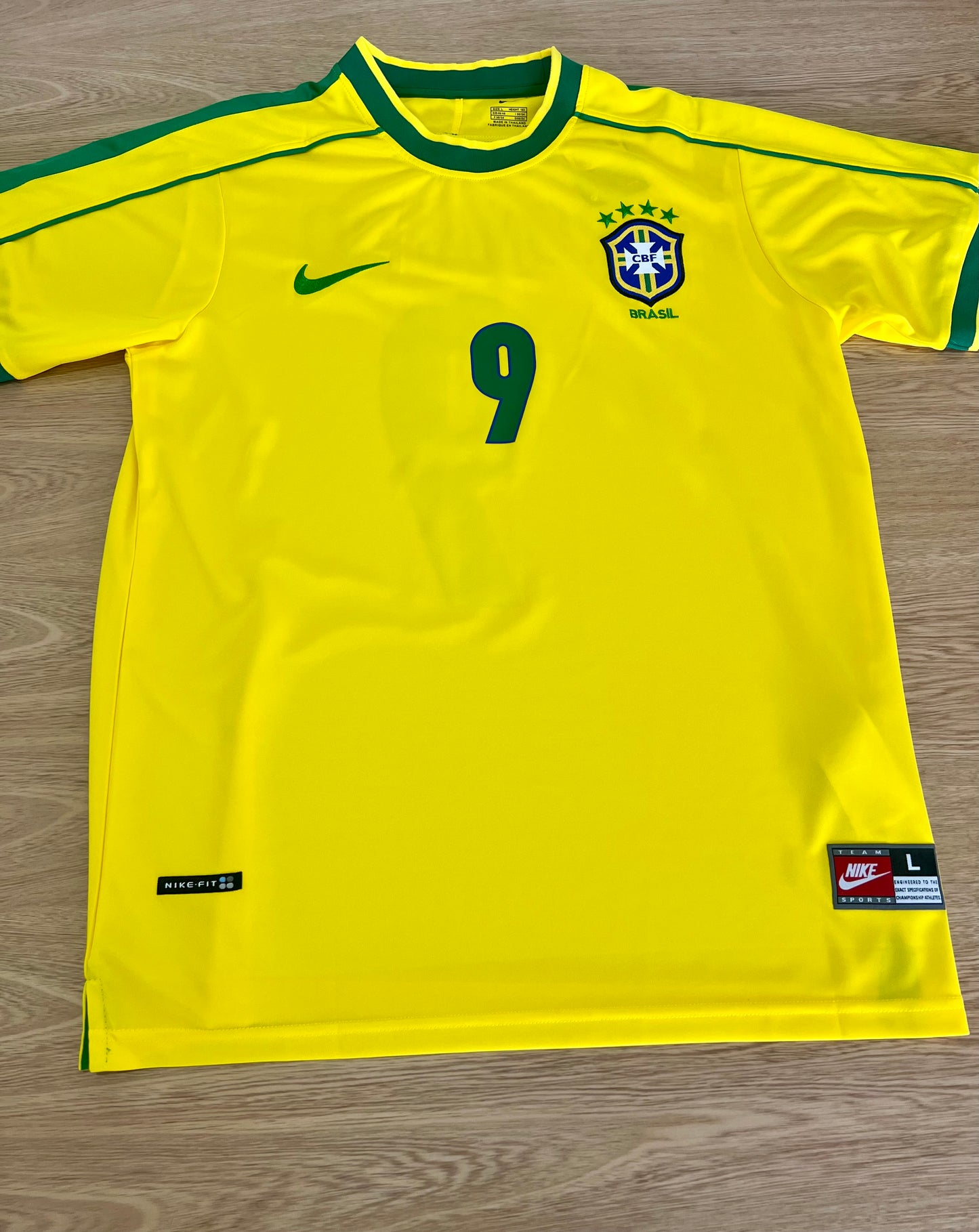 Brasil retro # 9 Ronaldo