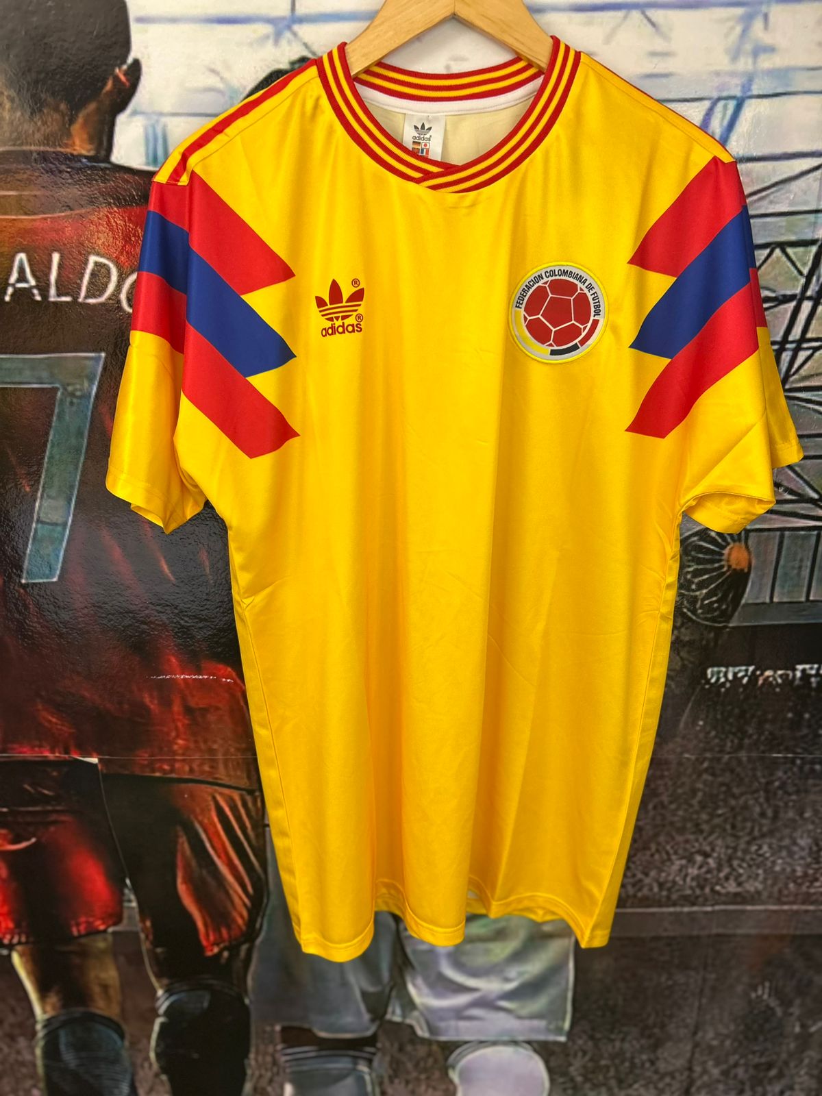 Camiseta Colombia Retro