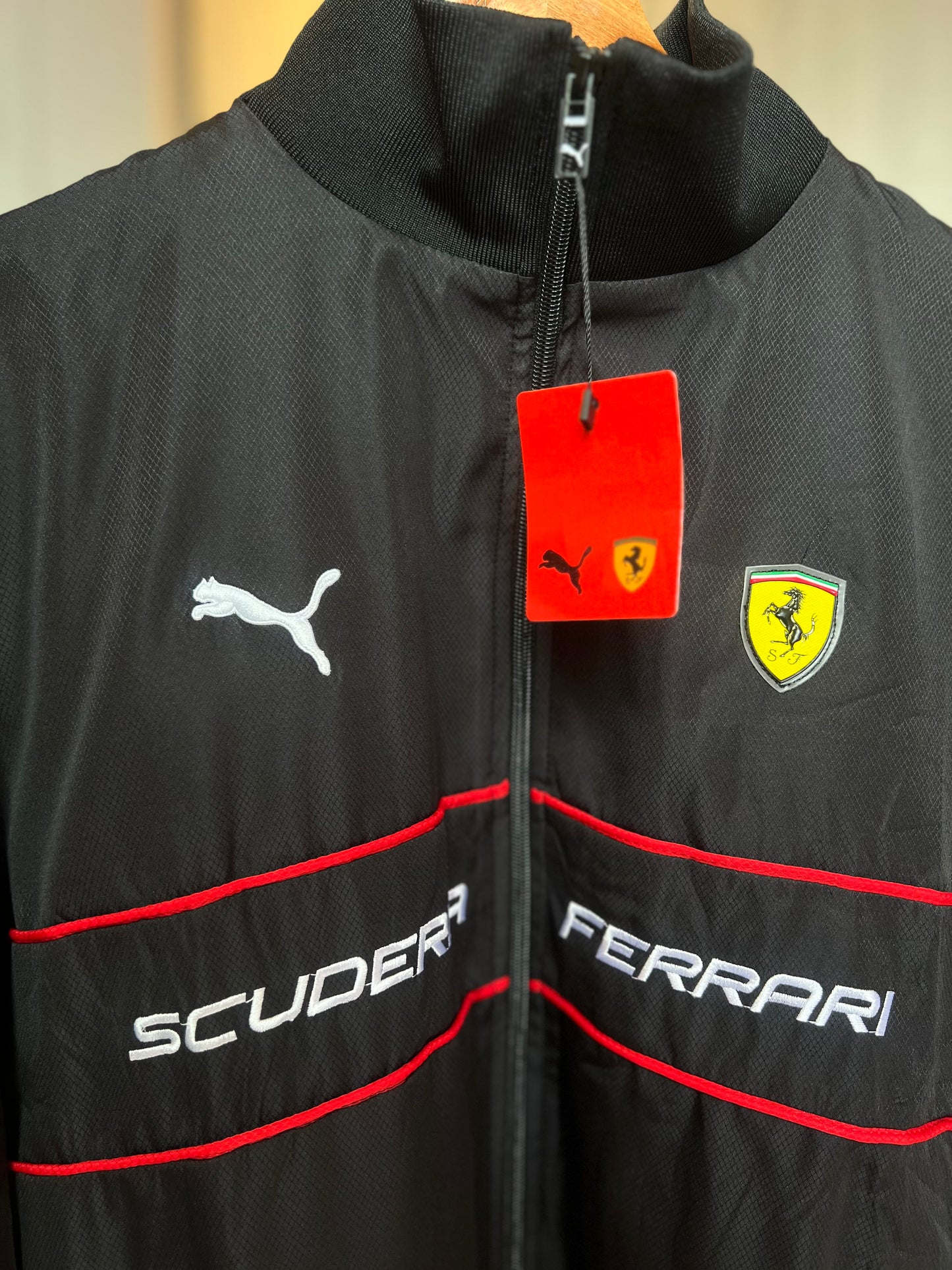 Chaqueta Ferrari