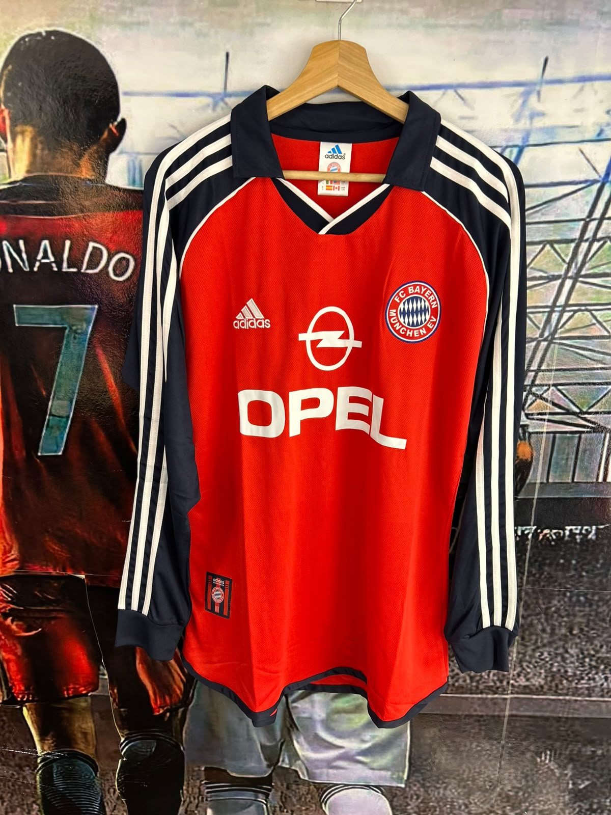 Bayern Munchen manga larga 2001