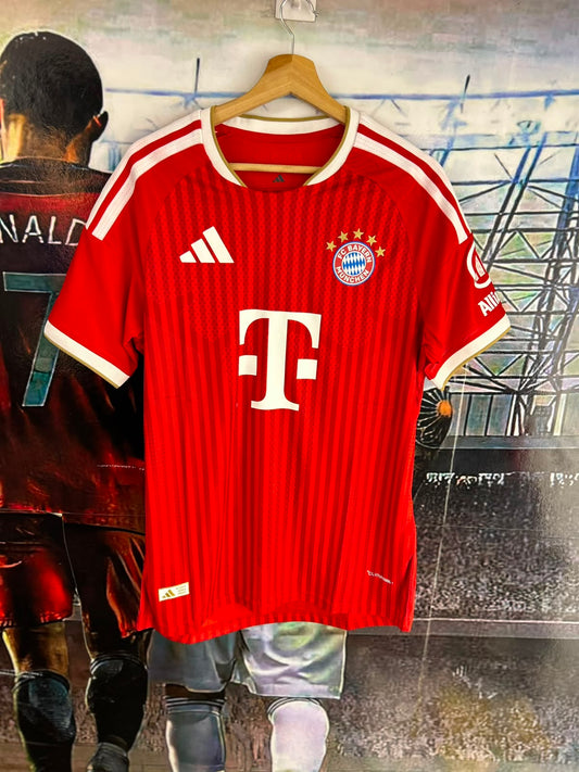 Bayern munich local 26/27