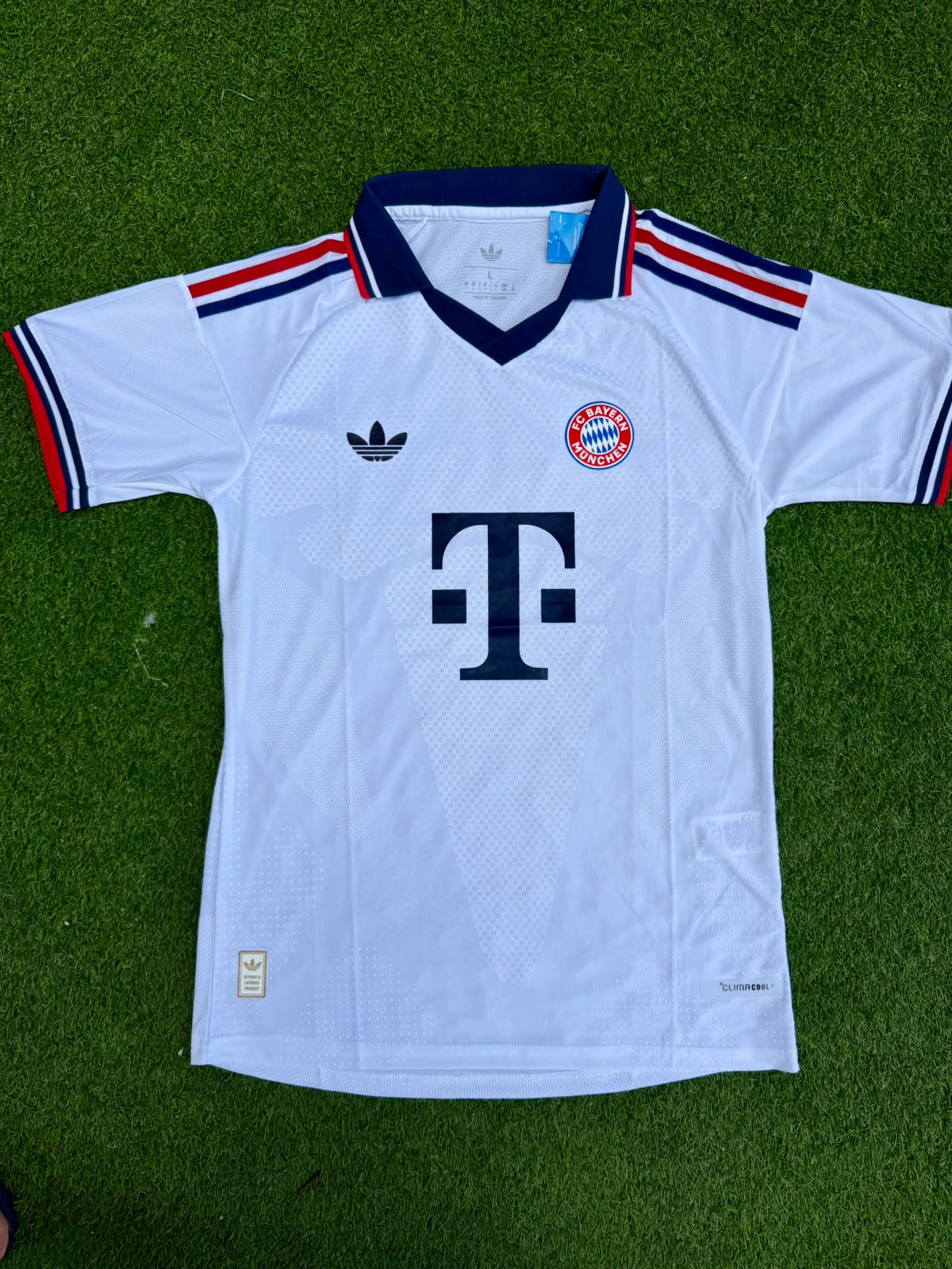 Bayern Jersey Visitante