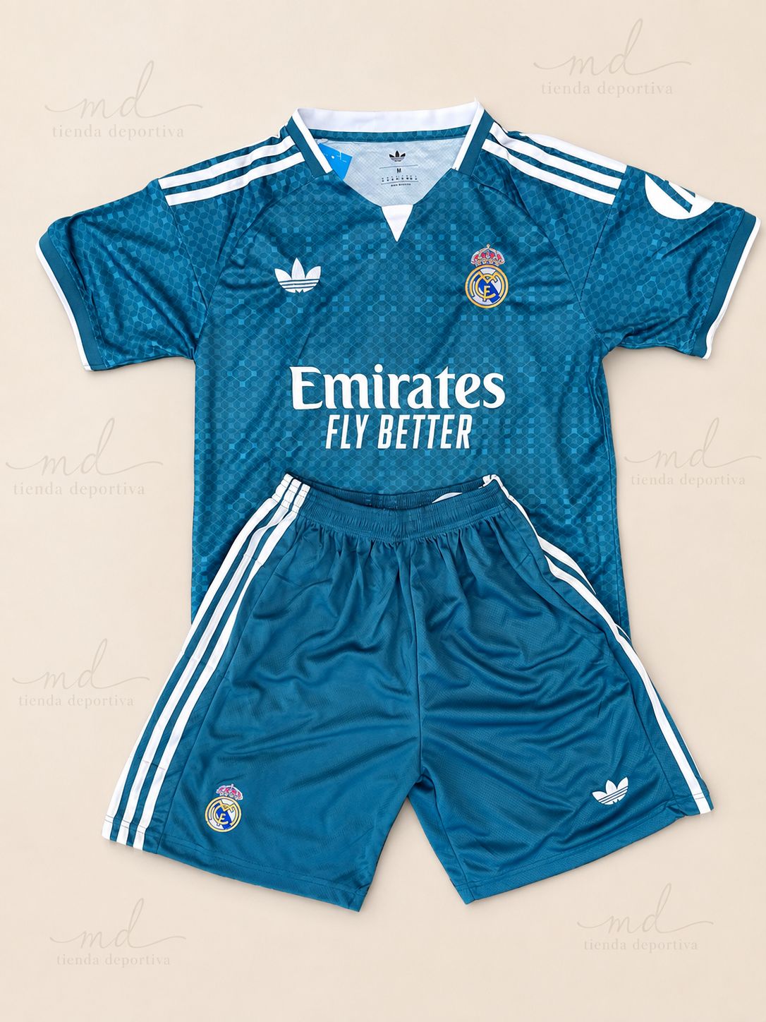 uniforme adulto Real madrid visitante
