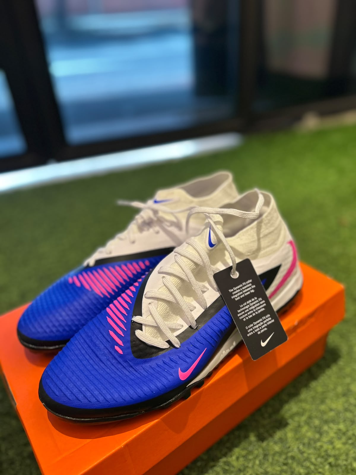 Nike Phantom 6 High Academy Turf