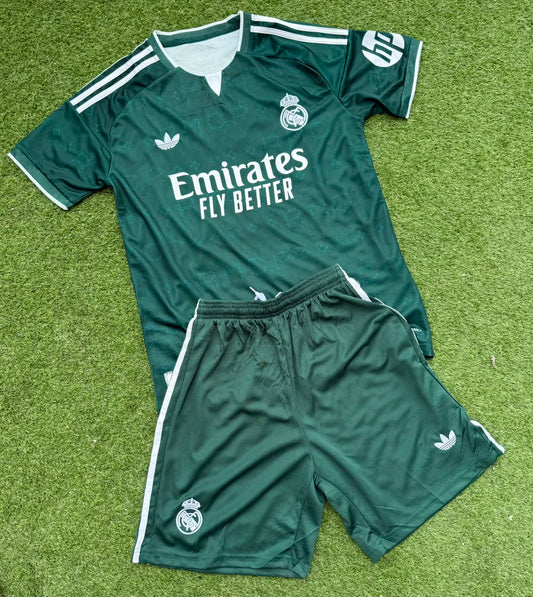 uniforme adulto Real madrid visitante